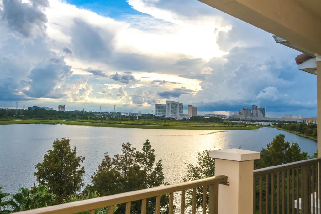 Отель Orlando Escape Williamsburg Экстерьер фото
