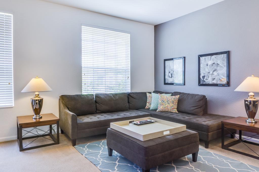 Отель Orlando Escape Williamsburg Экстерьер фото
