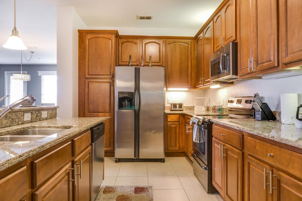 Отель Orlando Escape Williamsburg Экстерьер фото