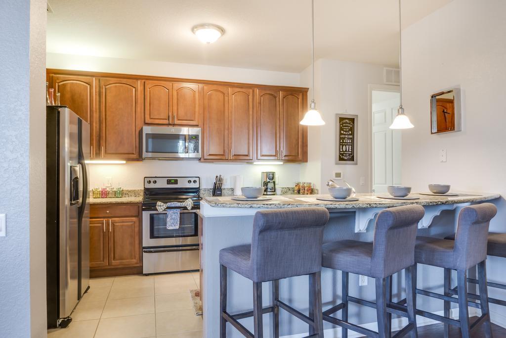 Отель Orlando Escape Williamsburg Экстерьер фото