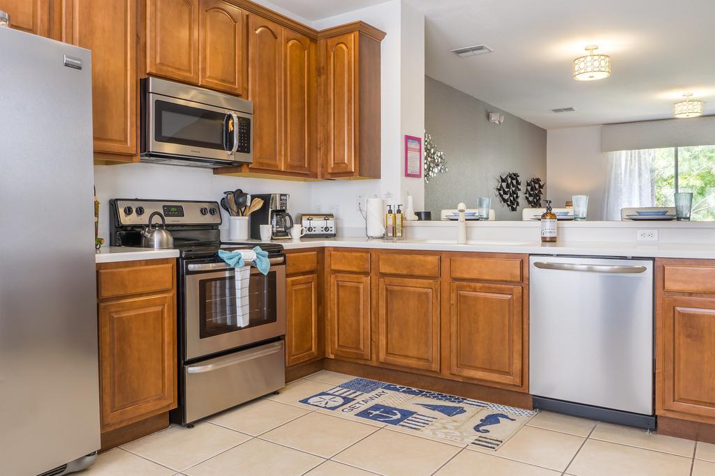 Отель Orlando Escape Williamsburg Экстерьер фото