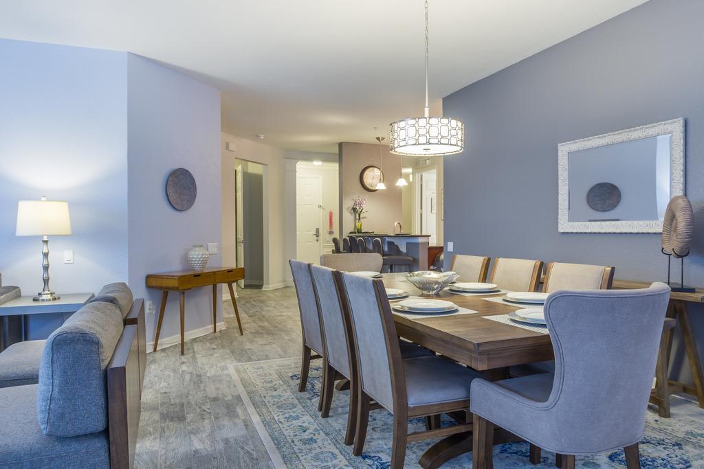 Отель Orlando Escape Williamsburg Экстерьер фото