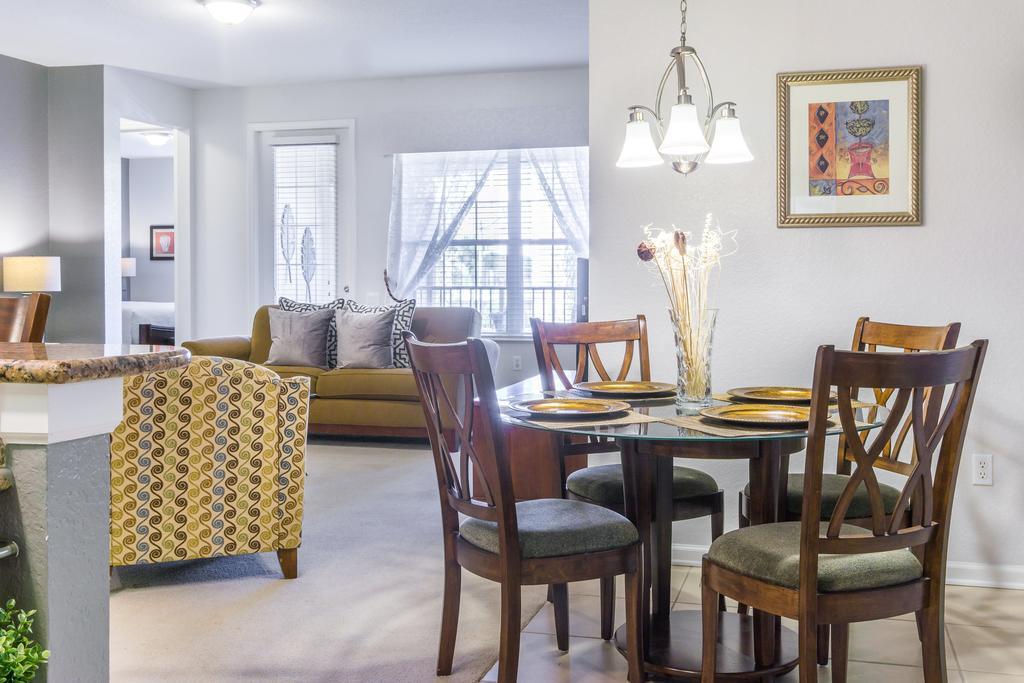 Отель Orlando Escape Williamsburg Экстерьер фото