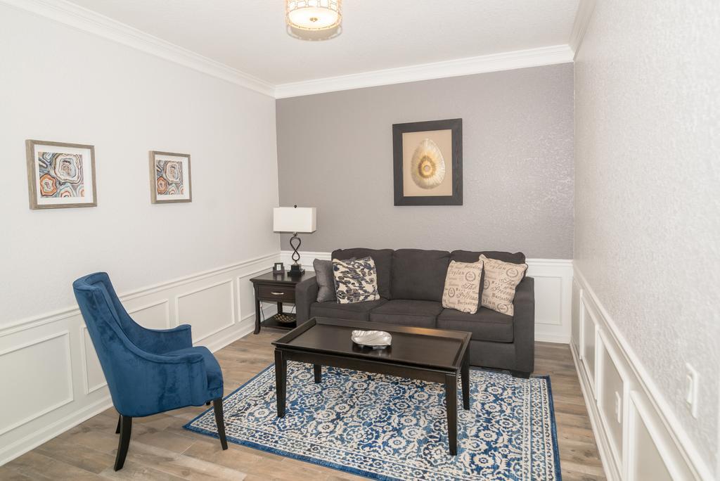 Отель Orlando Escape Williamsburg Экстерьер фото