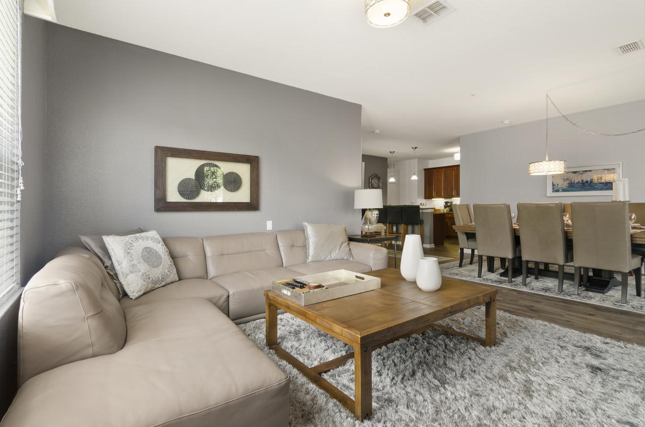 Отель Orlando Escape Williamsburg Экстерьер фото