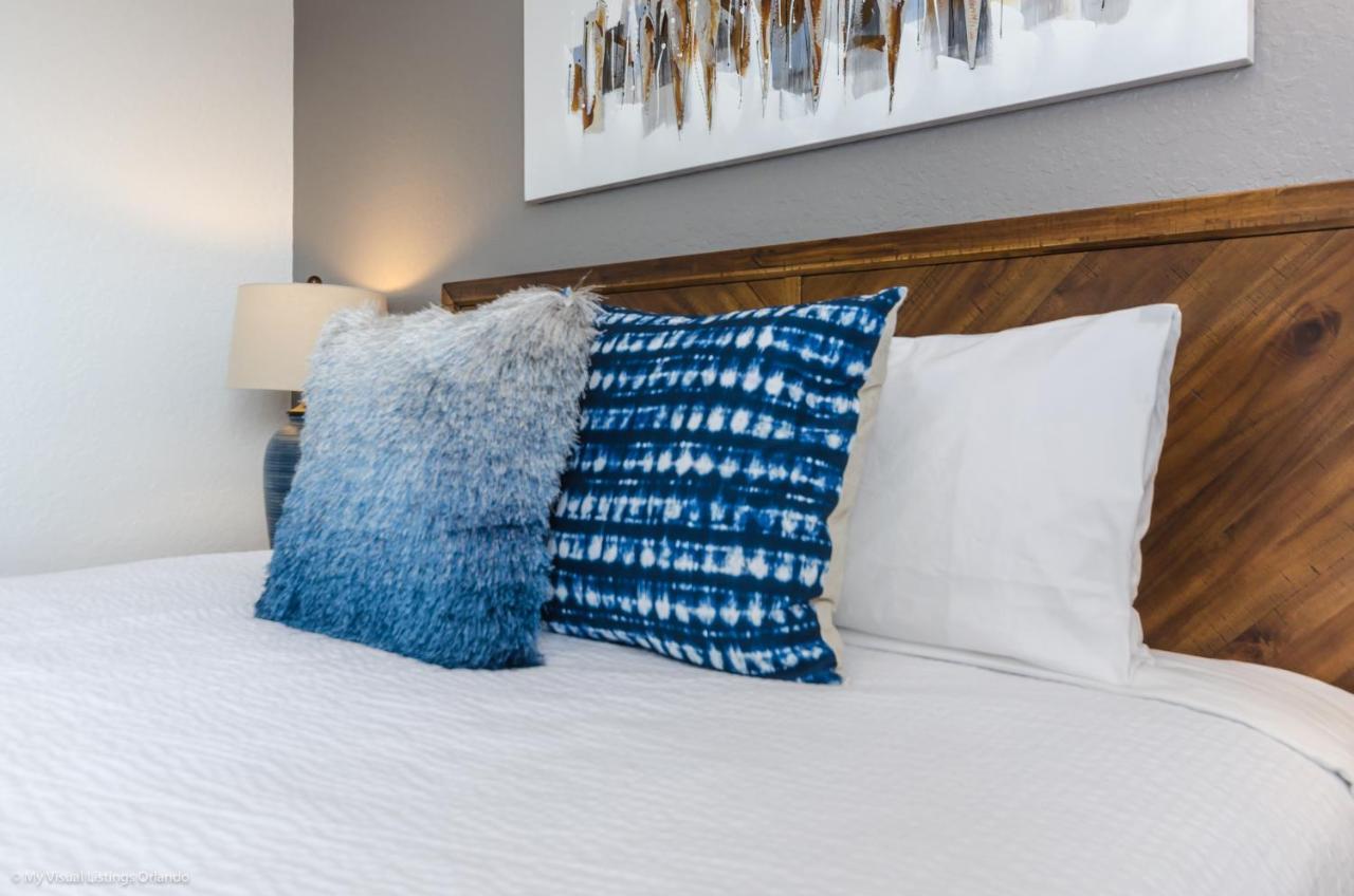 Отель Orlando Escape Williamsburg Экстерьер фото